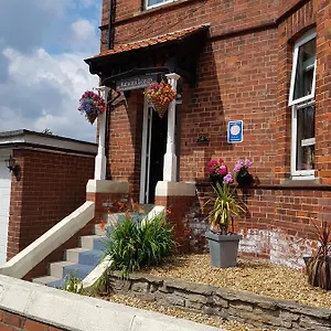 Autumn Leaves Guest house Whitby
